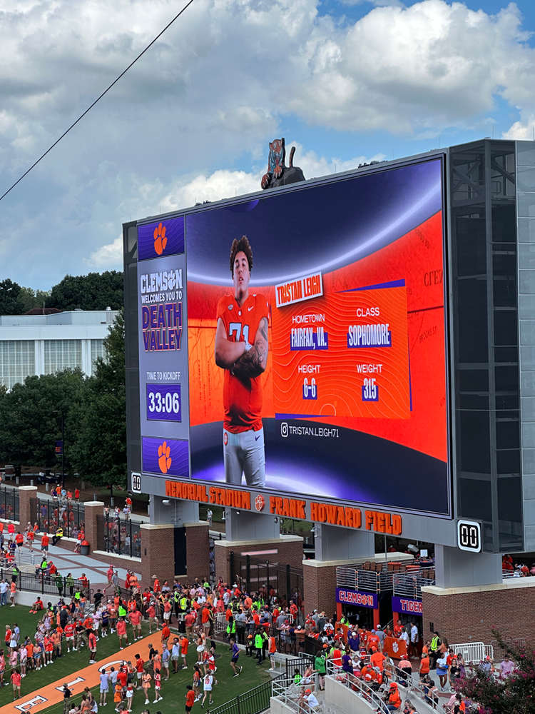 The game day experience is unmatched at Clemson. Photo: Dez Barnes