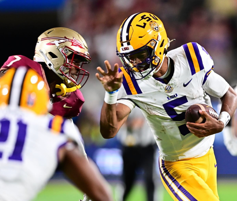 LSU QB Daniels was unable to secure a season opening win for the second time in two years - Photo Credit : @Lsufootball 