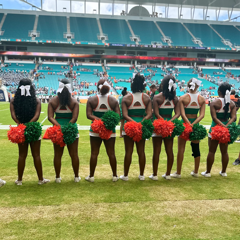 FAMU Cheerleaders ready for a battle! Photo: Dez Barnes