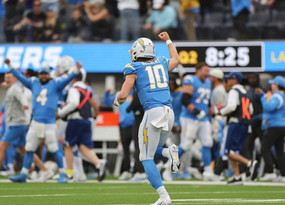 With each game, Herbert and Allen are rewriting the record books. Photo: @lachargers